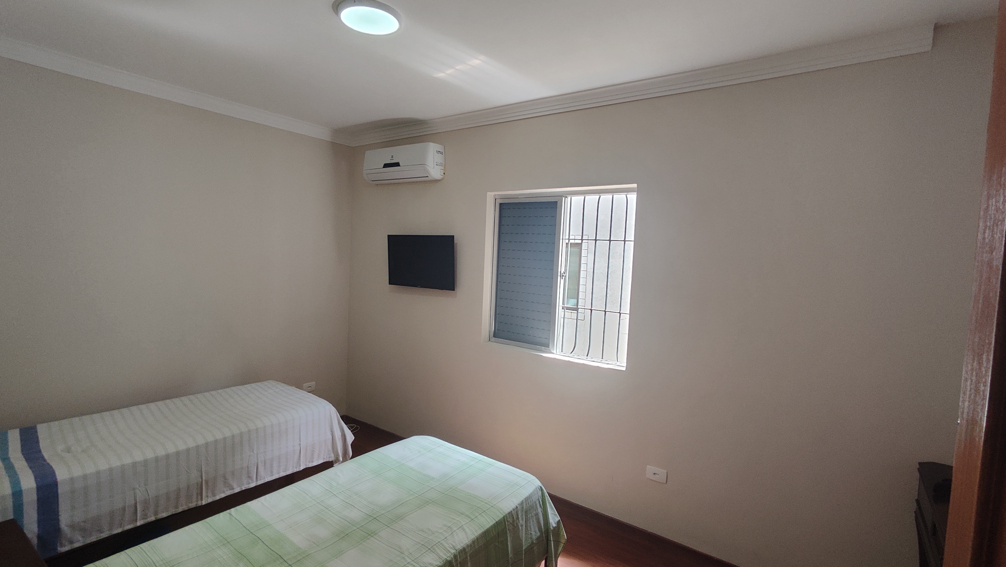 Imagem Casa com 3 Quartos à Venda, 129 m²em Campo Grande - Santos