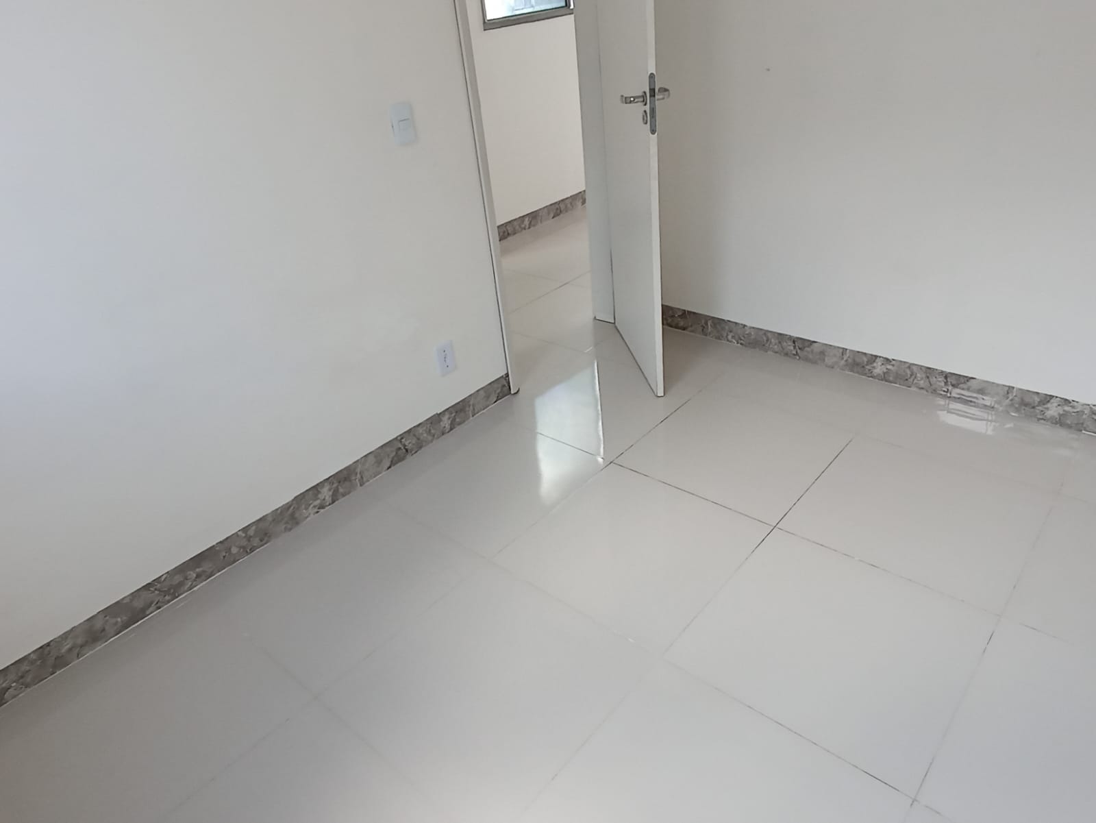 Imagem Apartamento com 2 Quartos para Alugar, 42 m² em Boa União (Abrantes) - Camaçari Imagem Apartamento com 2 Quartos para Alugar, 42 m² em Boa União (Abrantes) - Camaçari