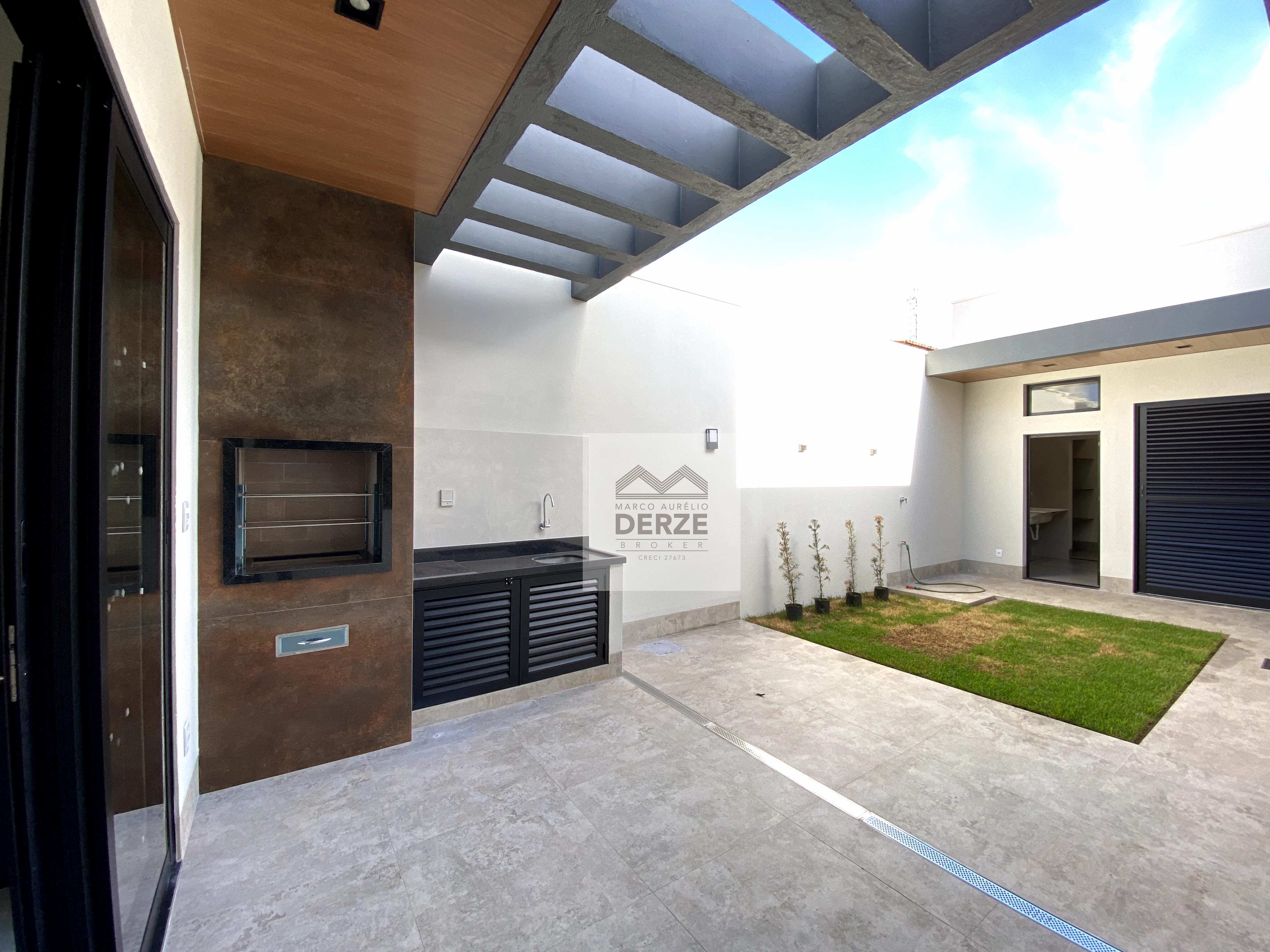 Casa com 3 Quartos à Venda, 210 m²em Vigilato Pereira - Uberlândia