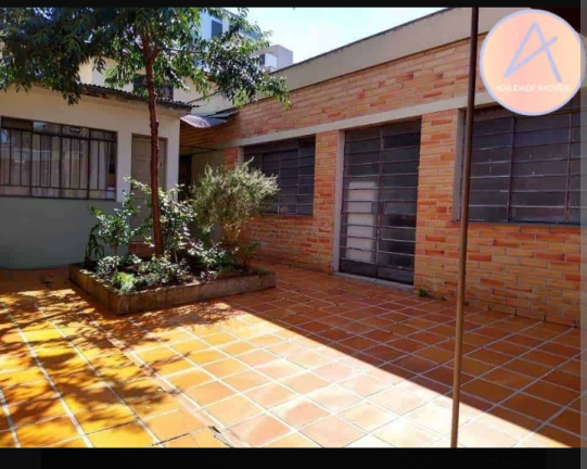 Imagem Casa com 3 Quartos à Venda, 193 m² em Água Verde - Curitiba