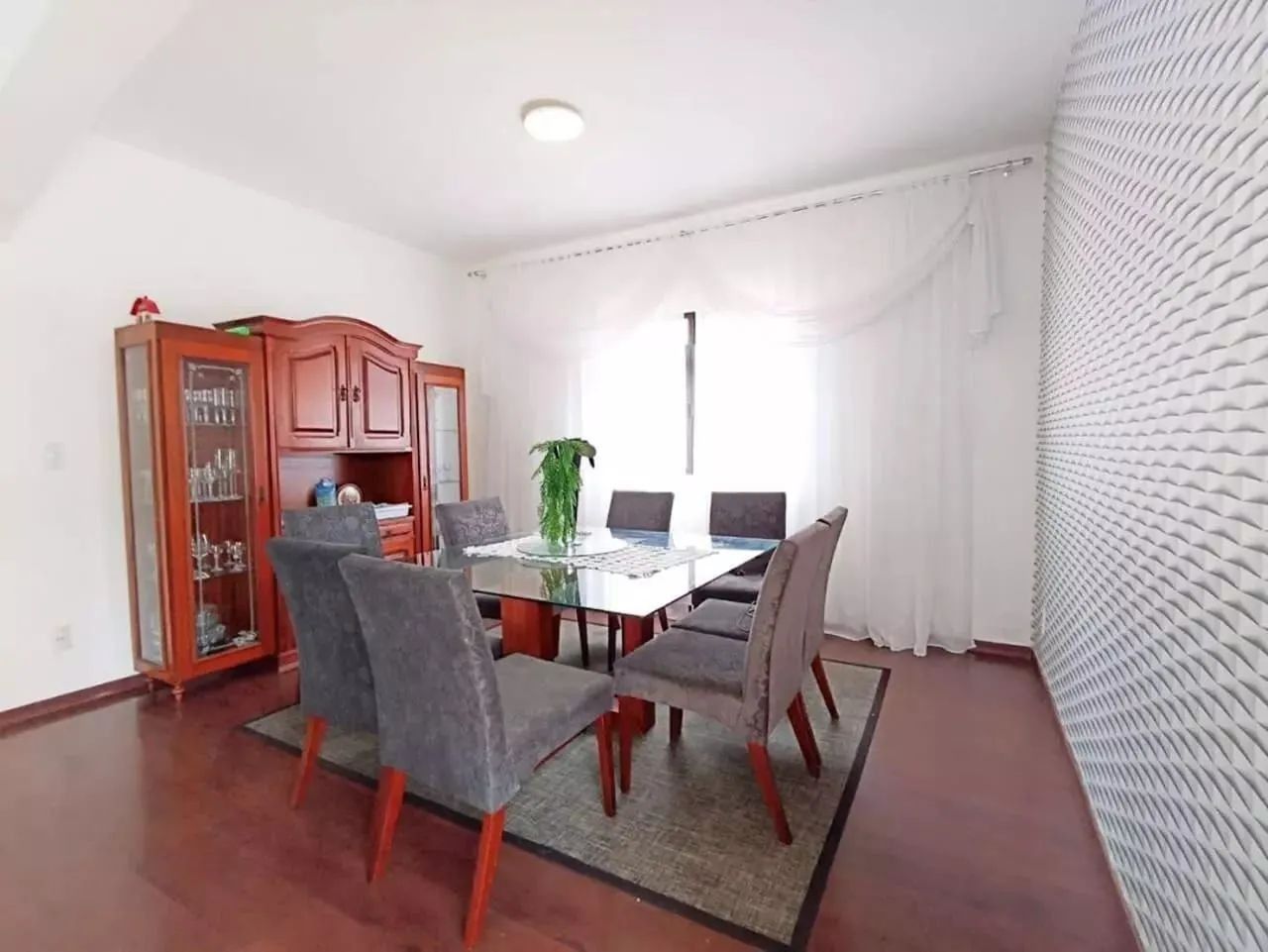 Imagem Casa com 5 Quartos à Venda, 300 m² em São Pedro - Juiz de Fora Imagem Casa com 5 Quartos à Venda, 300 m² em São Pedro - Juiz de Fora