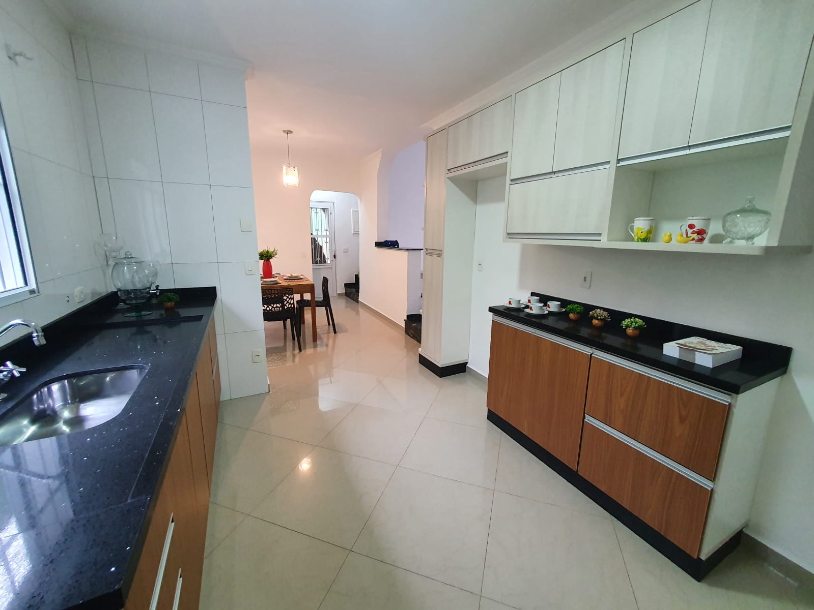 Imagem Casa com 3 Quartos à Venda, 213 m²em Vila Lavínia - Mogi das Cruzes Imagem Casa com 3 Quartos à Venda, 213 m²em Vila Lavínia - Mogi das Cruzes