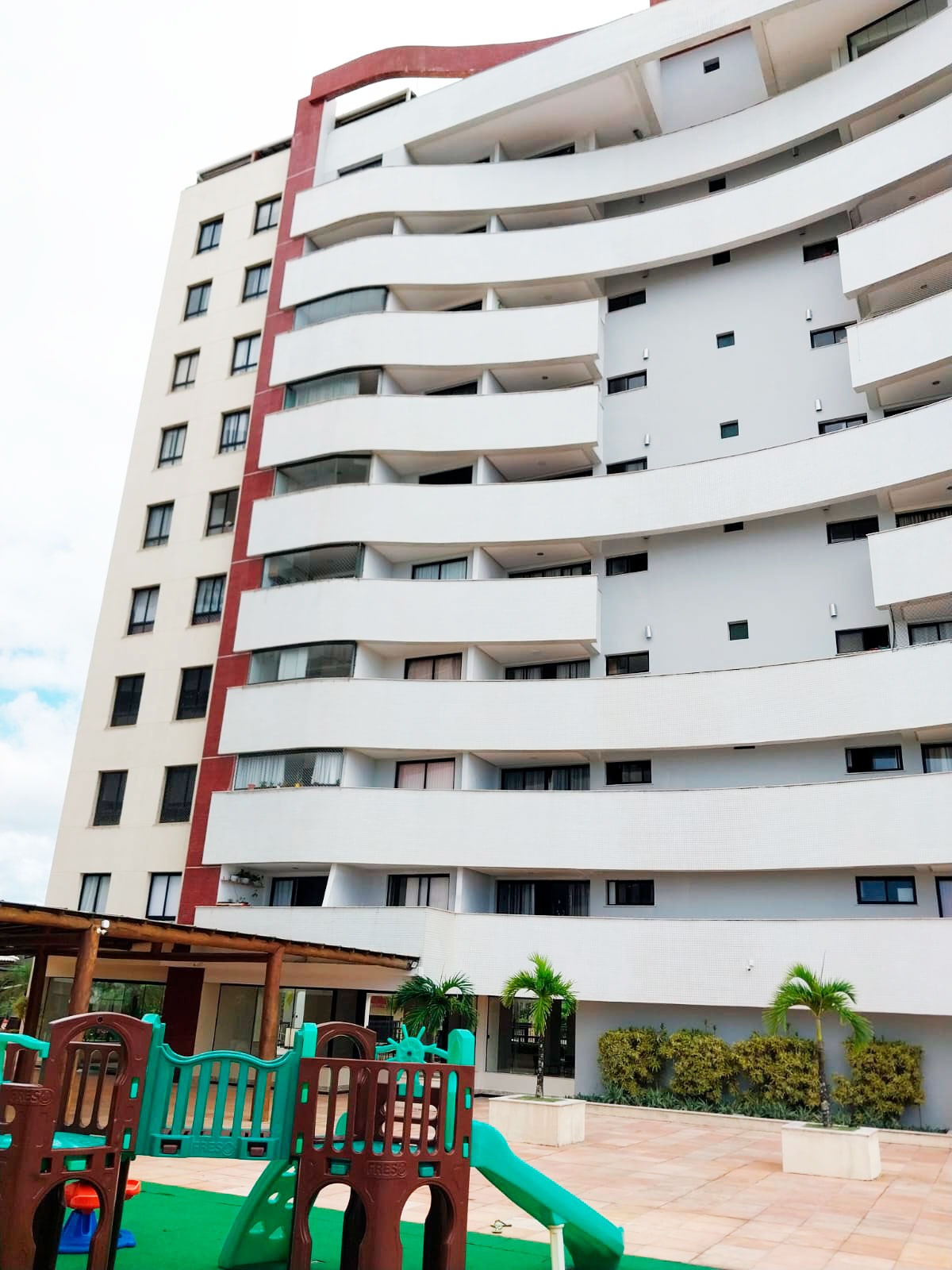 Imagem Apartamento com 3 Quartos à Venda, 75 m²em Pitangueiras - Lauro de Freitas