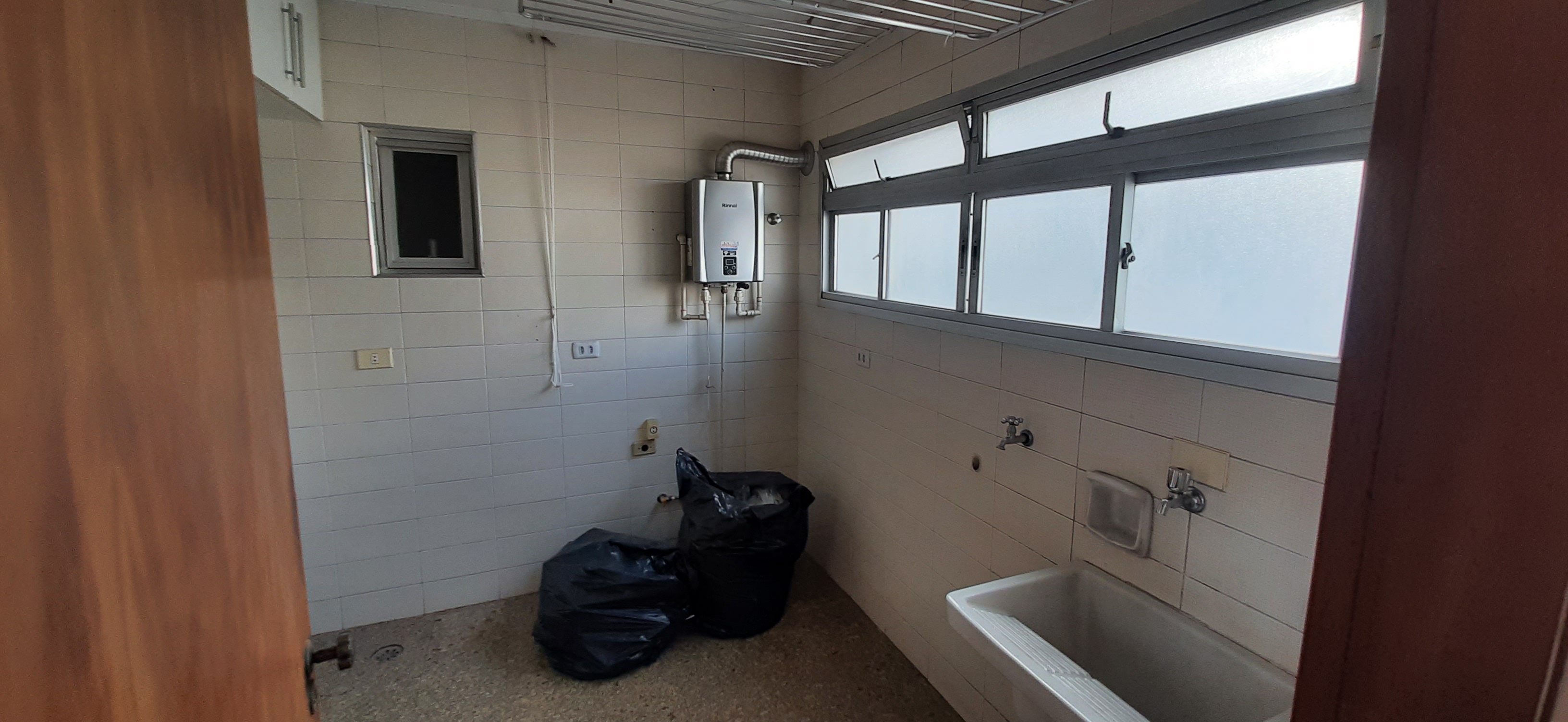 Imagem Apartamento com 4 Quartos para Alugar, 157 m²em Perdizes - São Paulo