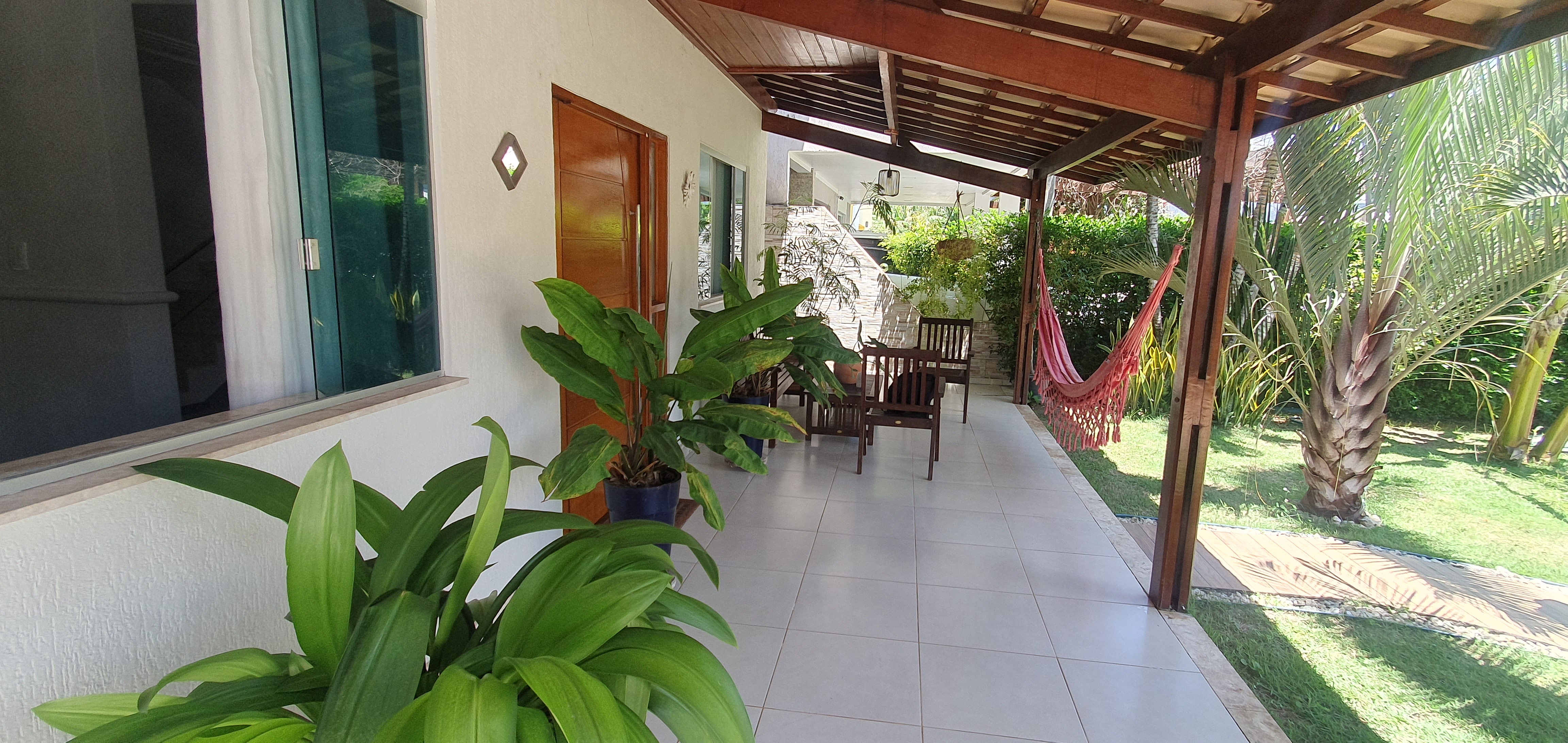 Imagem Casa de Condomínio com 5 Quartos à Venda, 300 m²em Buraquinho - Lauro de Freitas