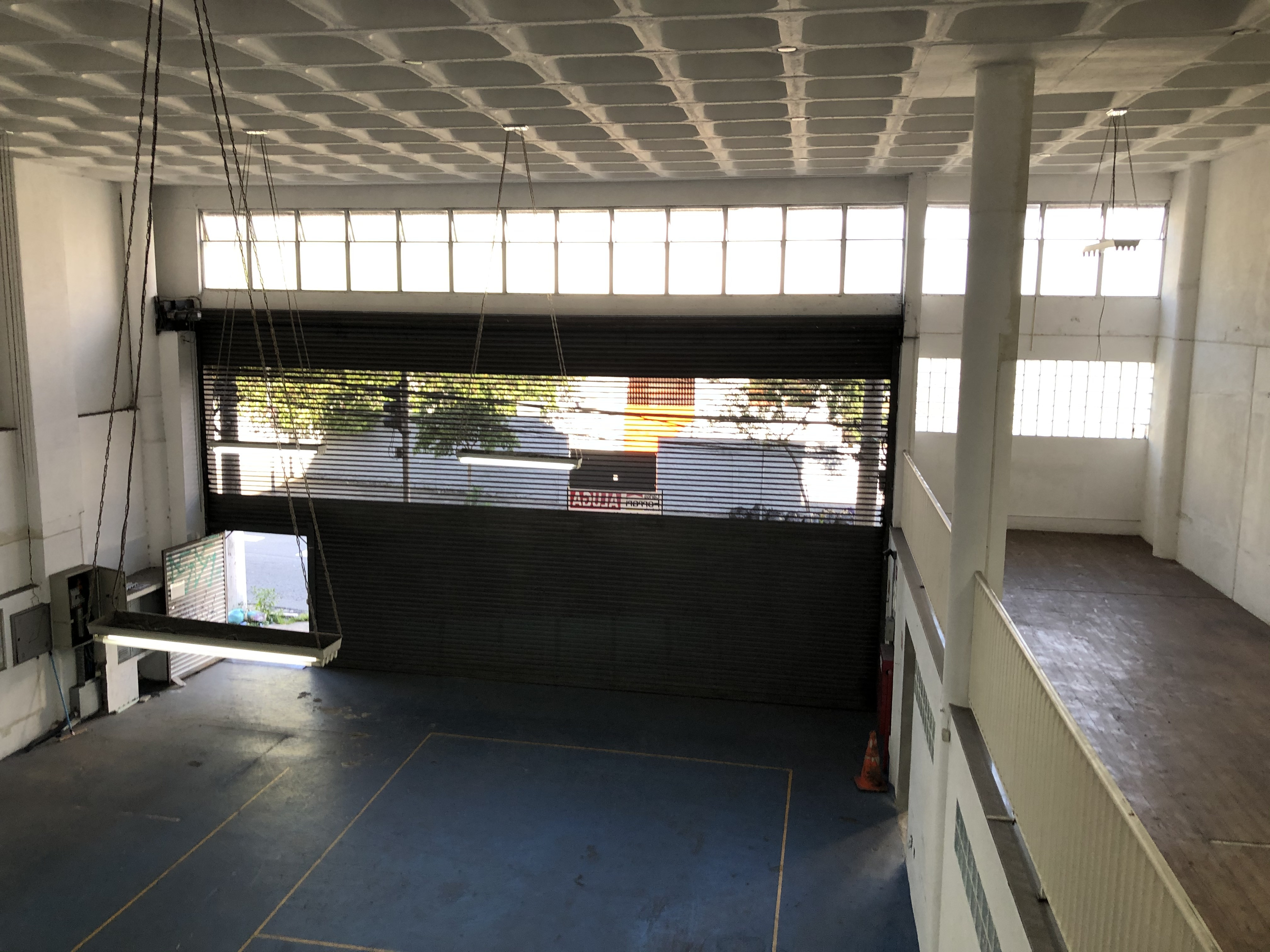 Galpão para Alugar, 1.080 m² em  - 