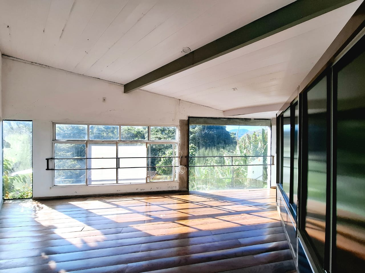 Imagem Casa com 2 Quartos à Venda, 100 m²em Soberbo - Teresópolis Imagem Casa com 2 Quartos à Venda, 100 m²em Soberbo - Teresópolis