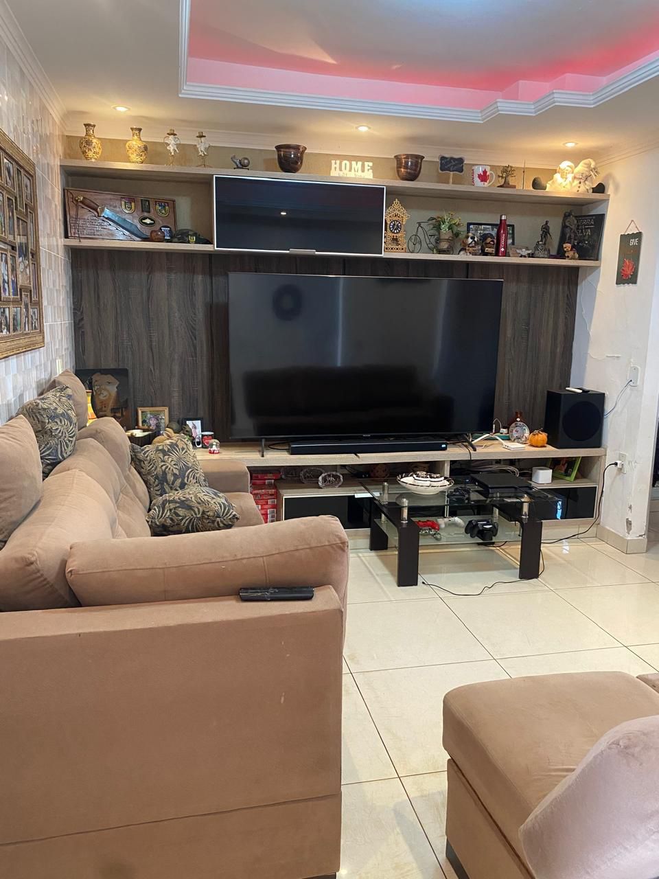 Imagem Casa com 3 Quartos à Venda, 260 m² em Residencial São Leopoldo - Goiânia