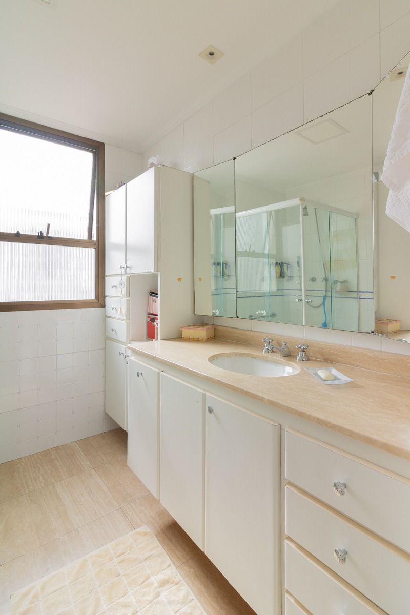 Imagem Apartamento com 3 Quartos à Venda ou Locação, 170 m² em Moema - São Paulo