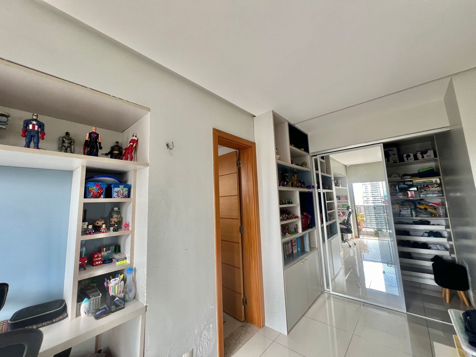 Imagem Apartamento com 3 Quartos à Venda, 178 m²em Batista Campos - Belém