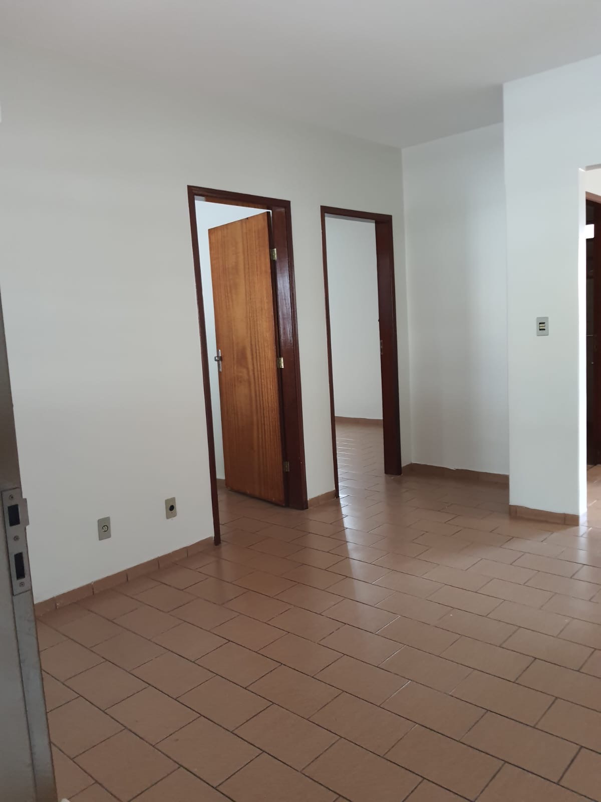 Imagem Casa com 3 Quartos à Venda, 188 m² em Setor União - Goiânia