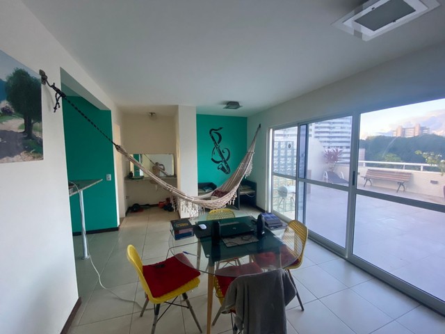 Imagem Apartamento com 3 Quartos à Venda, 198 m²em Pituaçu - Salvador
