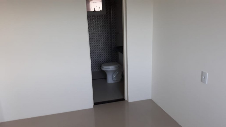 Imagem Apartamento com 3 Quartos à Venda, 73 m²em São Gerardo - Fortaleza