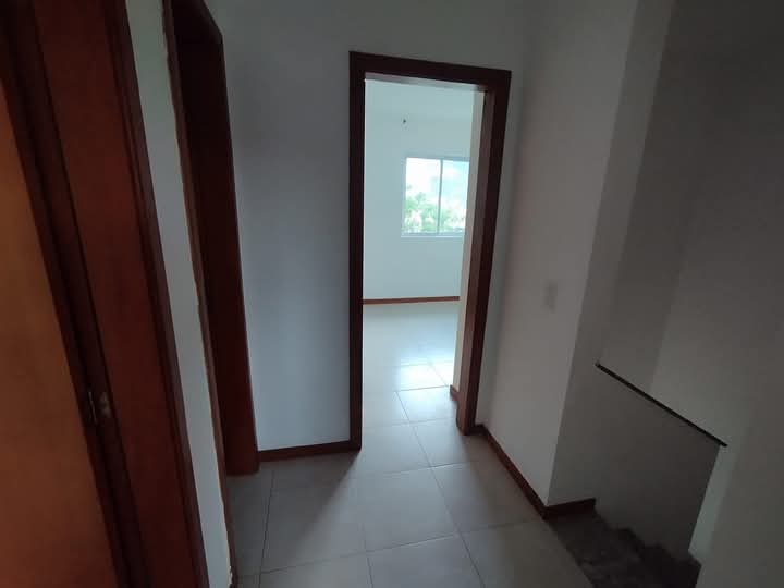Imagem Casa de Condomínio com 3 Quartos para Alugar, 200 m²em Vila de Abrantes (Abrantes) - Camaçari Imagem Casa de Condomínio com 3 Quartos para Alugar, 200 m²em Vila de Abrantes (Abrantes) - Camaçari