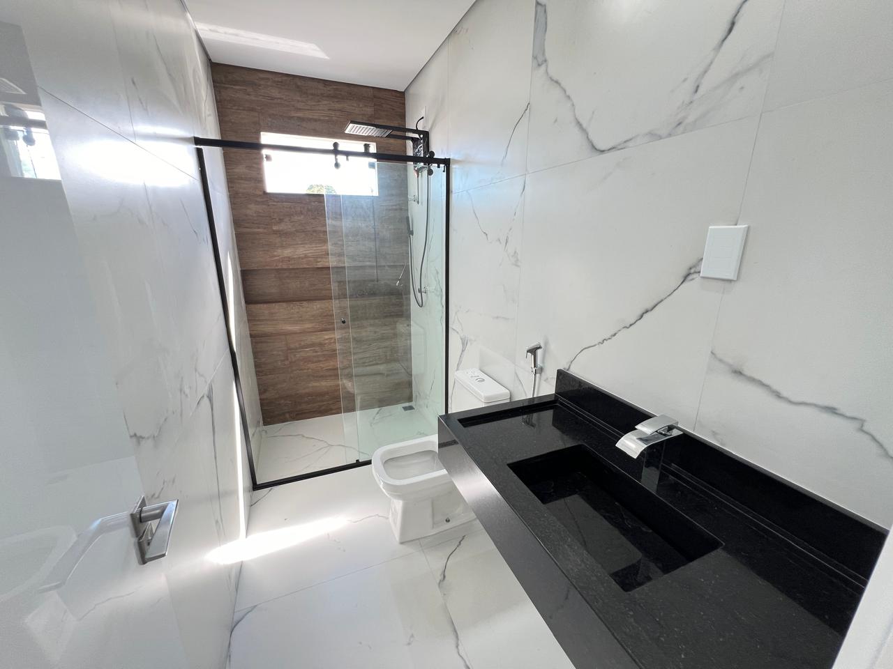 Imagem Casa de Condomínio com 3 Quartos à Venda, 170 m²em Ponta Negra - Manaus