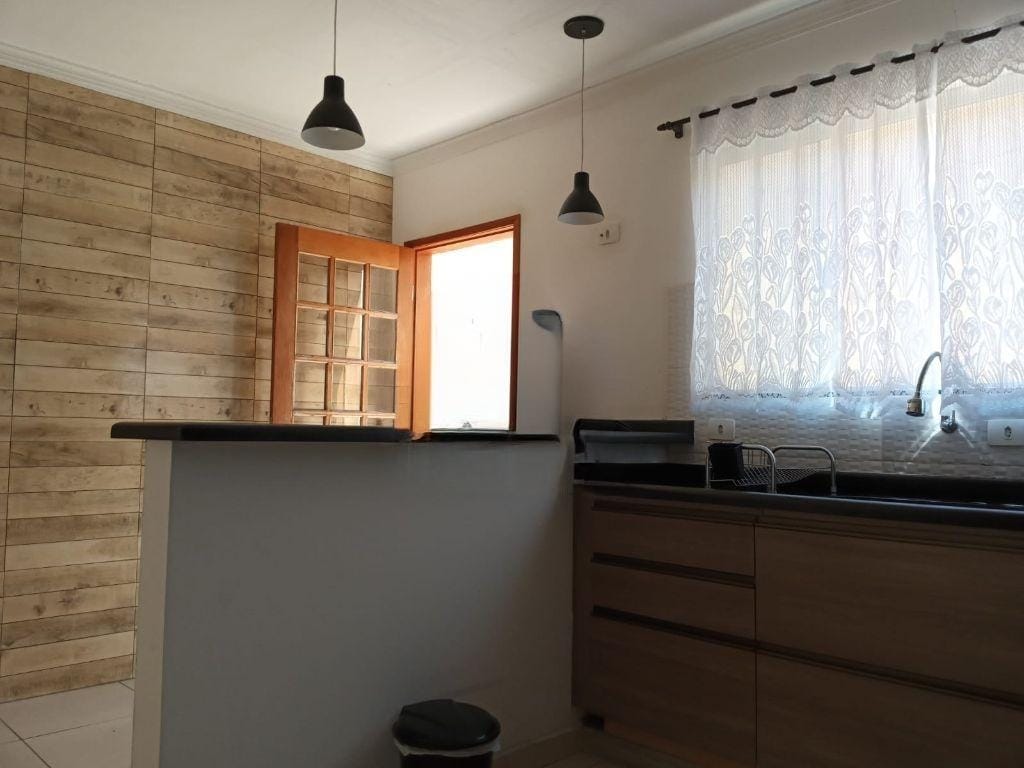Imagem Sobrado com 3 Quartos à Venda, 120 m²em Jardim Ana Rosa - Taubaté
