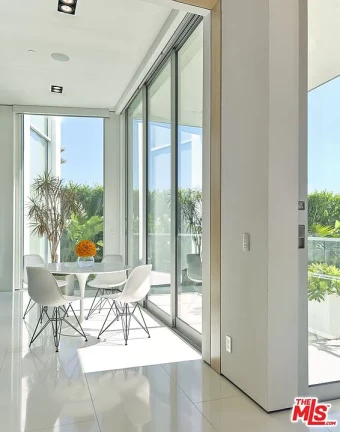 Imagem Casa de Condomínio com 7 Quartos à Venda, 1.044 m²em Alphaville Residencial Um - Barueri