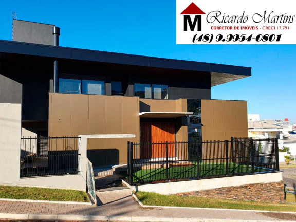 Imagem Casa com 4 Quartos à Venda, 407 m²em Mina Brasil - Criciúma Imagem Casa com 4 Quartos à Venda, 407 m²em Mina Brasil - Criciúma