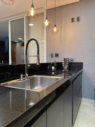 Imagem Casa de Condomínio com 3 Quartos à Venda, 330 m²em Jundiaí Mirim - Jundiaí