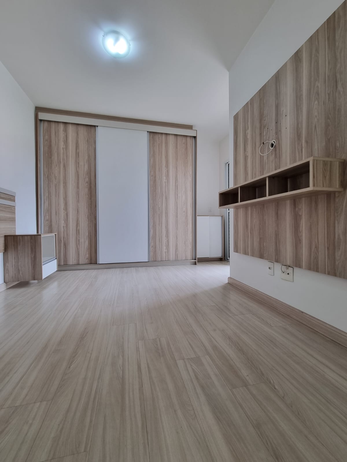Imagem Apartamento com 2 Quartos à Venda, 69 m²em Vila das Hortências - Jundiaí