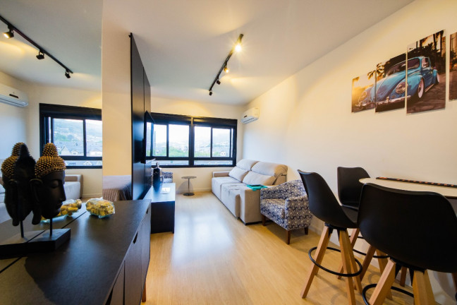 Imagem Loft com 1 Quarto à Venda, 36 m² em Jardim Botânico - Porto Alegre