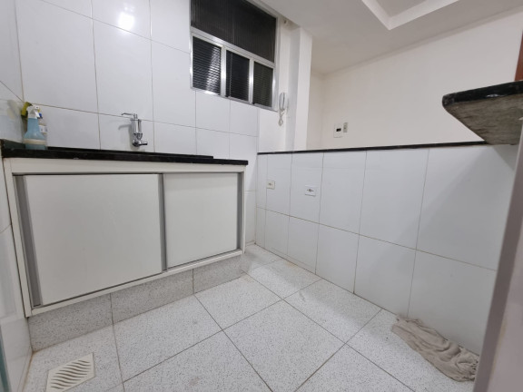 Imagem Apartamento com 1 Quarto à Venda, 30 m² em Copacabana - Rio de Janeiro