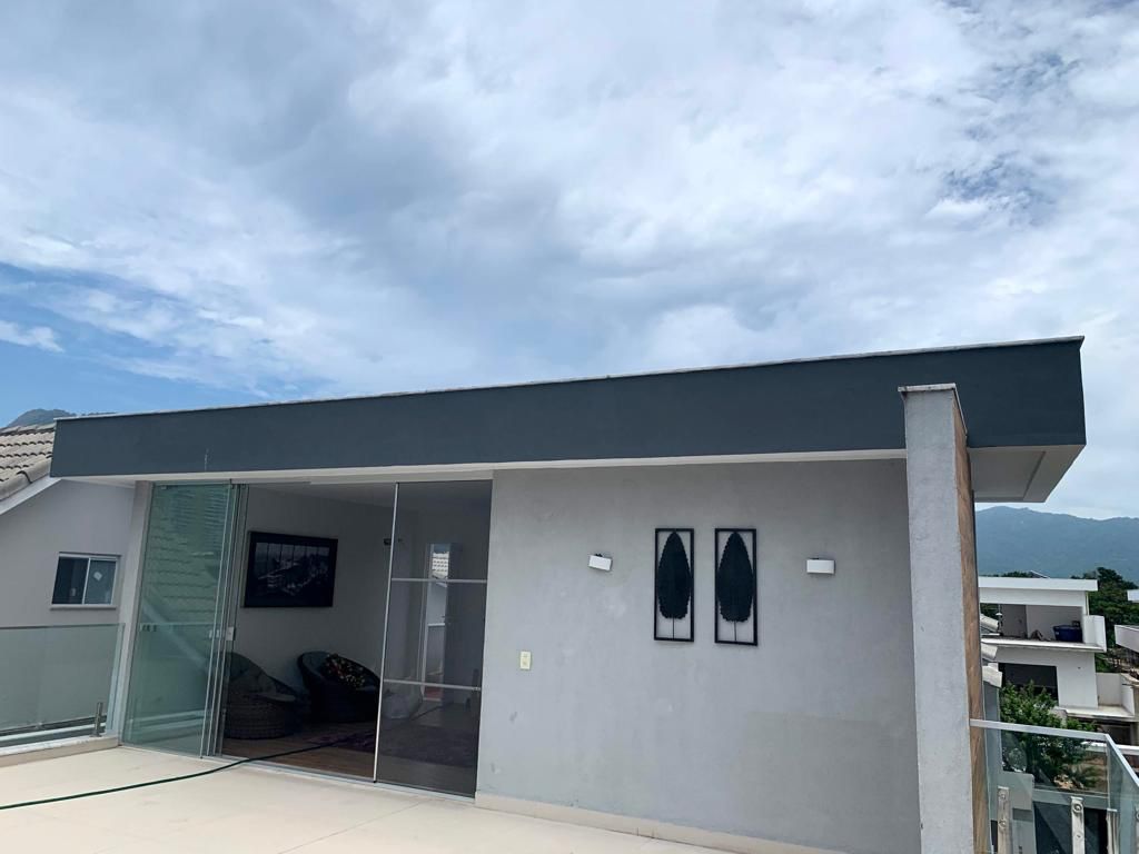 Imagem Casa de Condomínio com 3 Quartos à Venda, 340 m²em Recreio dos Bandeirantes - Rio de Janeiro
