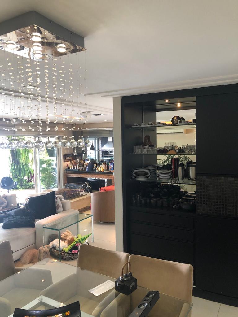Apartamento com 4 Quartos à Venda ou Locação, 206 m² em Vila Romana - São Paulo