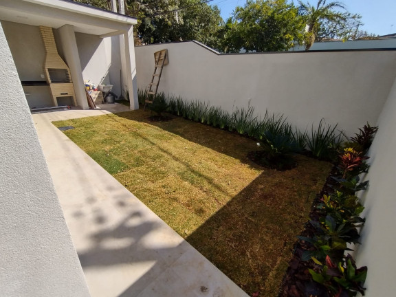 Imagem Casa com 3 Quartos à Venda, 125 m² em Santa Claudina - Vinhedo Imagem Casa com 3 Quartos à Venda, 125 m² em Santa Claudina - Vinhedo