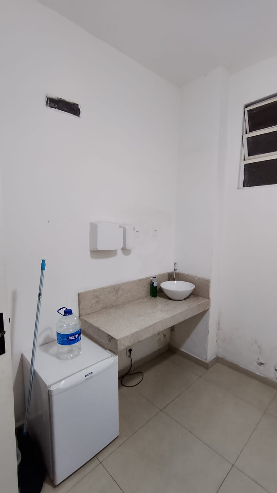 Imagem Loja à Venda, 38 m² em Alto dos Passos - Juiz de Fora Imagem Loja à Venda, 38 m² em Alto dos Passos - Juiz de Fora