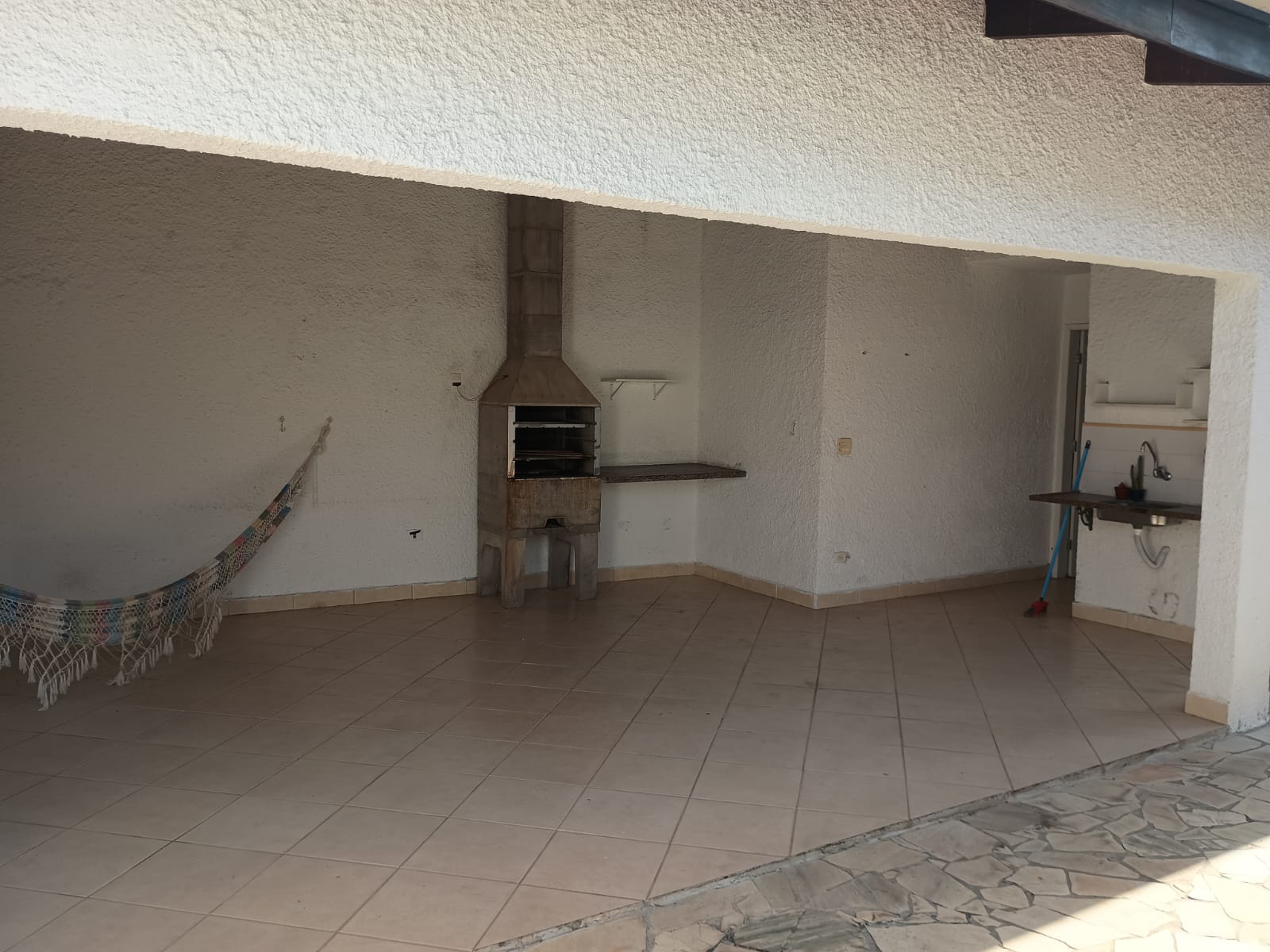 Imagem Casa com 3 Quartos à Venda, 200 m² em Indaiá - Caraguatatuba Imagem Casa com 3 Quartos à Venda, 200 m² em Indaiá - Caraguatatuba