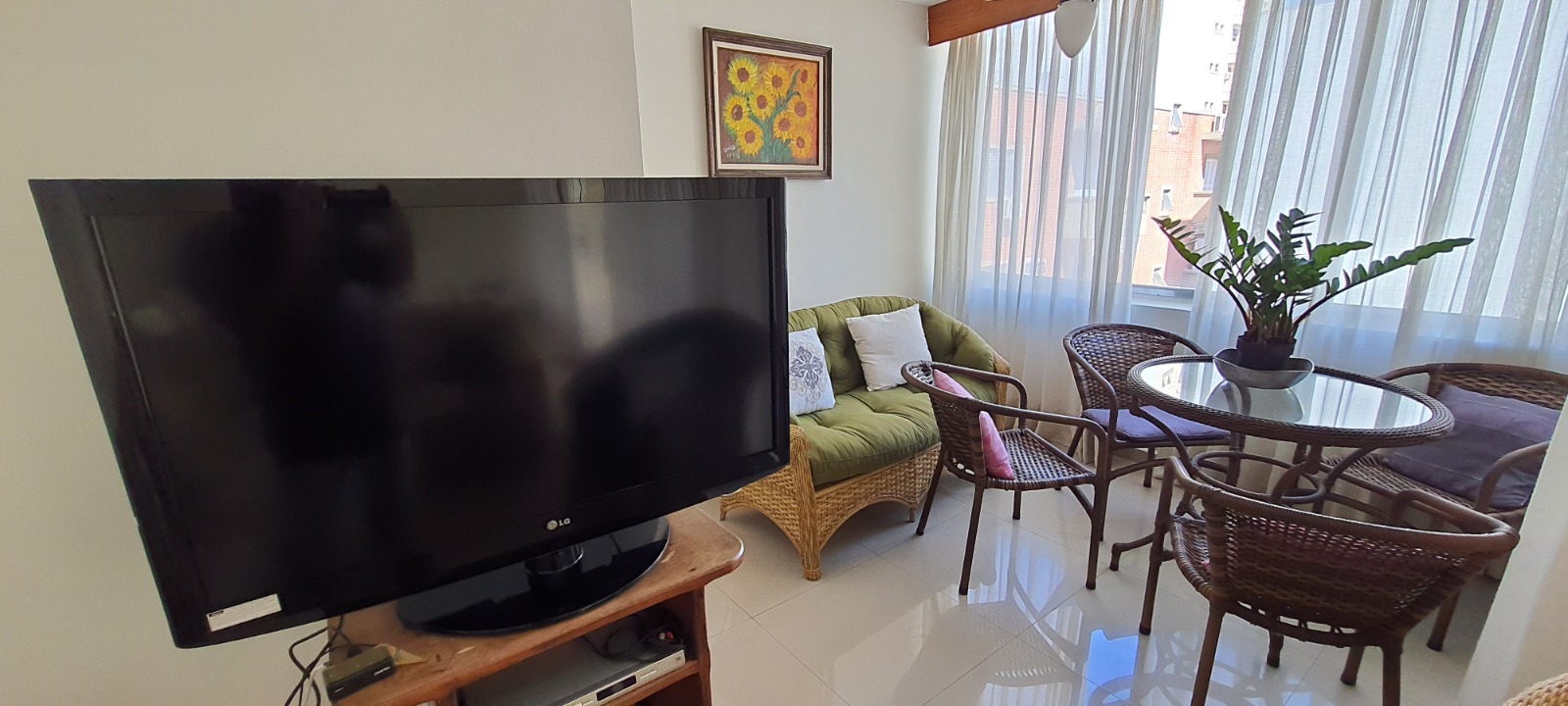 Imagem Apartamento com 3 Quartos à Venda, 125 m²em Enseada - Guarujá Imagem Apartamento com 3 Quartos à Venda, 125 m²em Enseada - Guarujá