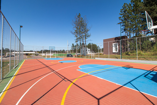 Imagem Sobrado com 3 Quartos à Venda, 300 m² em Santa Cândida - Curitiba Imagem Sobrado com 3 Quartos à Venda, 300 m² em Santa Cândida - Curitiba