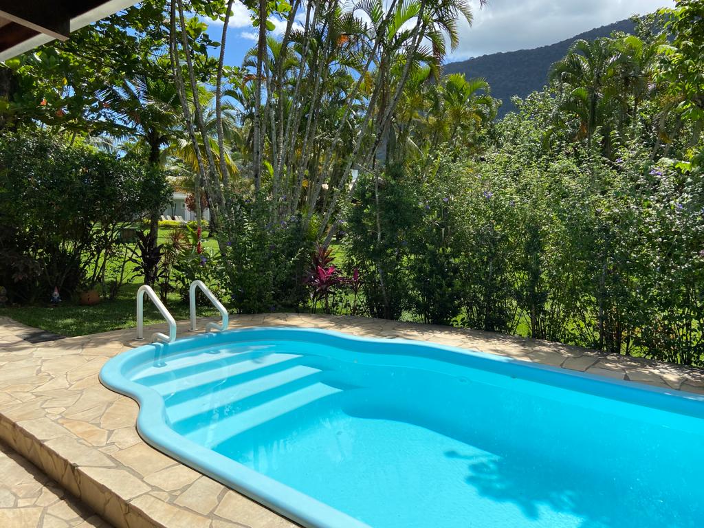 Imagem Casa de Condomínio com 4 Quartos à Venda, 300 m²em Praia das Palmeiras - Caraguatatuba Imagem Casa de Condomínio com 4 Quartos à Venda, 300 m²em Praia das Palmeiras - Caraguatatuba