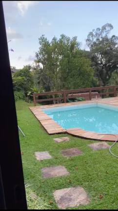 Imagem Casa de Condomínio com 4 Quartos à Venda, 351 m² em Carlos Guinle - Teresópolis