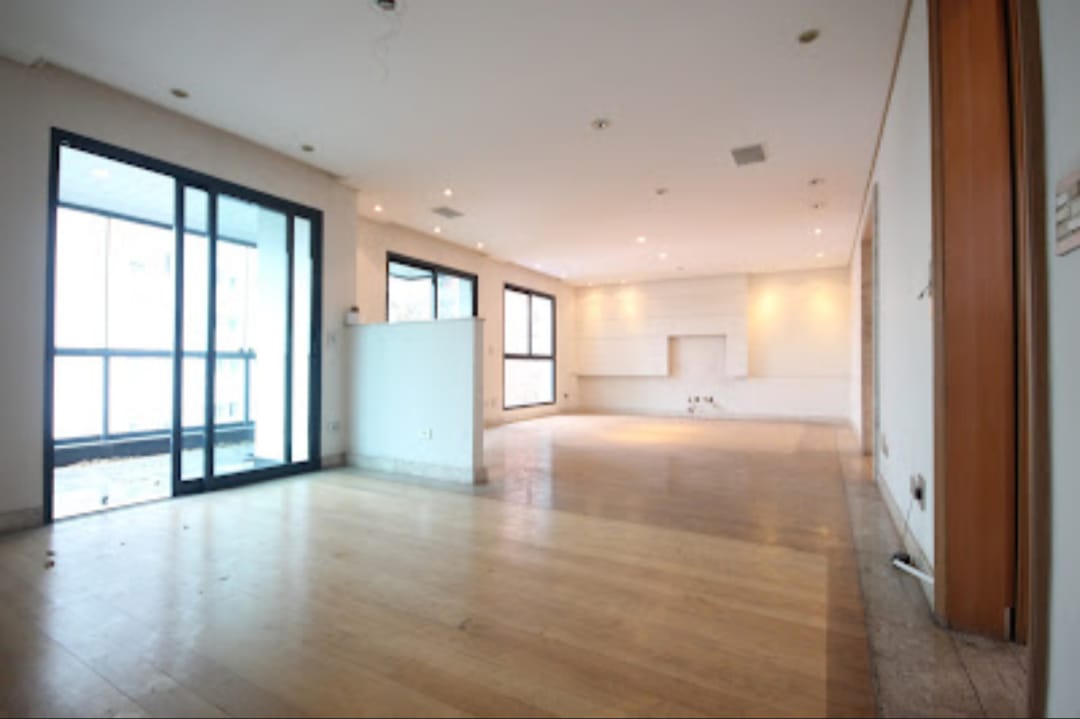 Imagem Apartamento com 4 Quartos à Venda, 202 m²em Jardim Paineiras - São Paulo