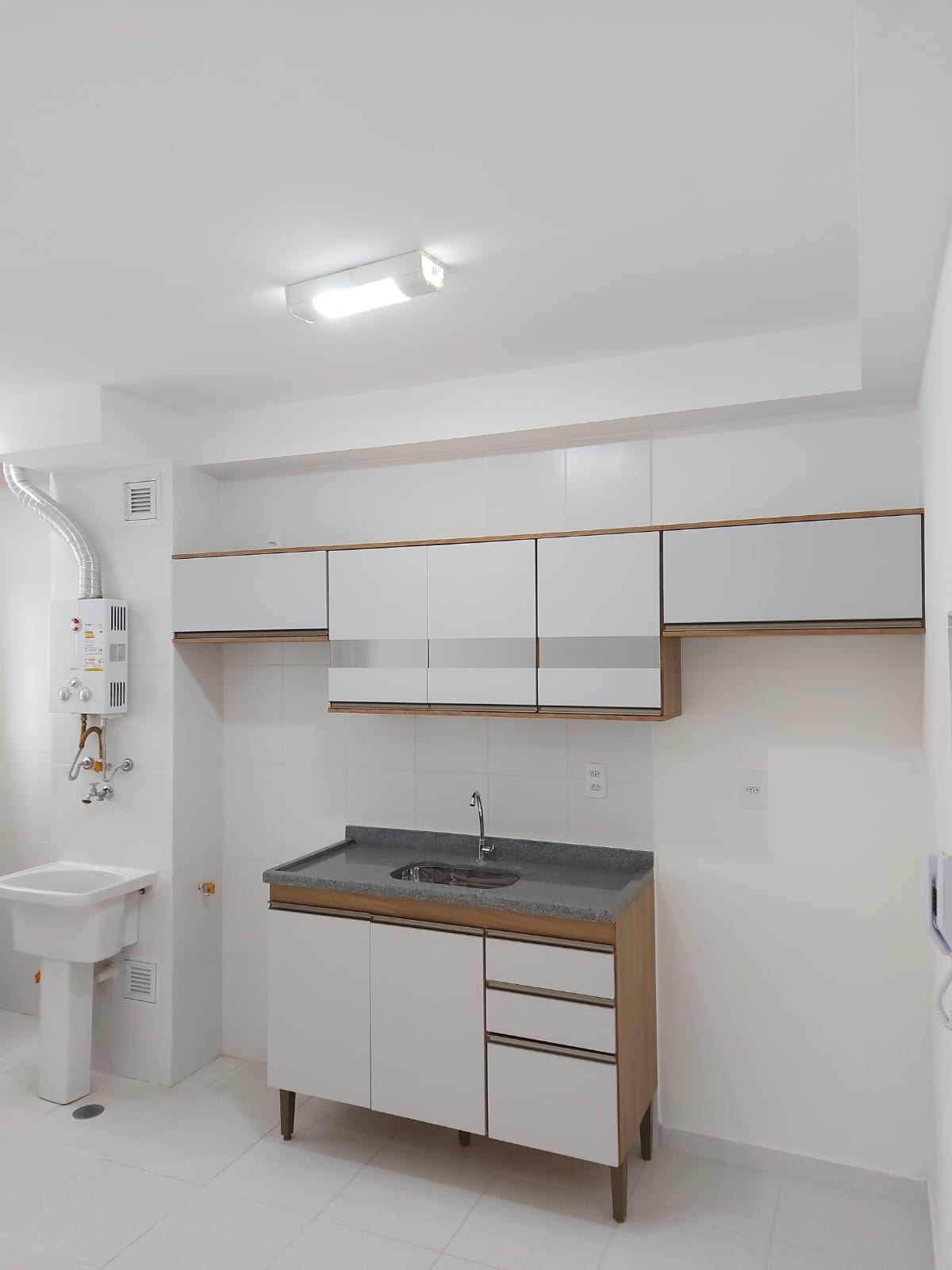 Imagem Apartamento com 2 Quartos à Venda, 43 m² em Piraporinha - Diadema