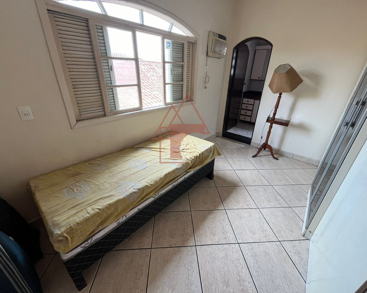 Imagem Sobrado com 4 Quartos à Venda, 162 m² em Vila Ponte Nova - Cubatão Imagem Sobrado com 4 Quartos à Venda, 162 m² em Vila Ponte Nova - Cubatão