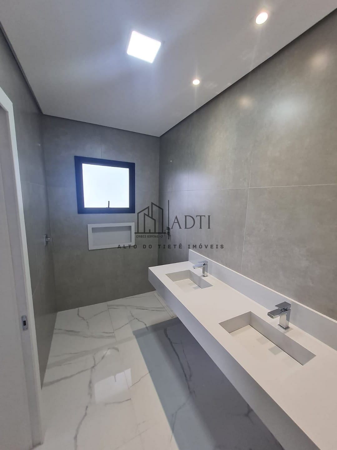 Imagem Casa de Condomínio com 3 Quartos à Venda, 205 m² em Cézar de Souza - Mogi das Cruzes Imagem Casa de Condomínio com 3 Quartos à Venda, 205 m² em Cézar de Souza - Mogi das Cruzes