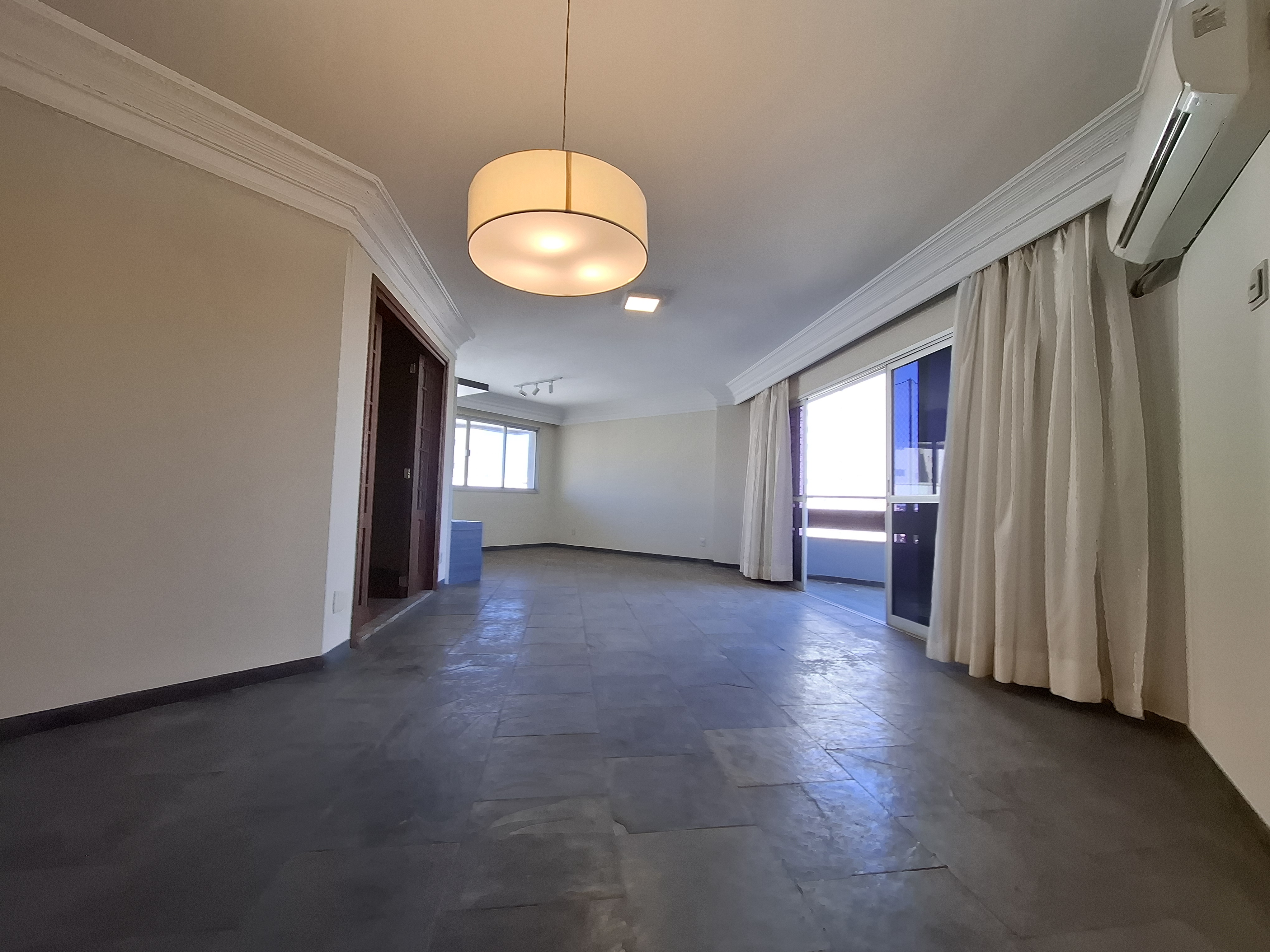 Imagem Apartamento com 4 Quartos à Venda, 149 m² em Centro - Campo Grande