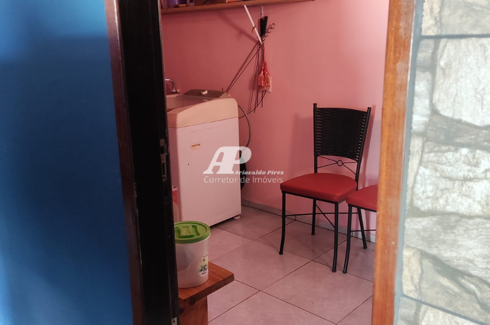 Imagem Casa com 6 Quartos à Venda, 250 m²em Cará-cará - Ponta Grossa