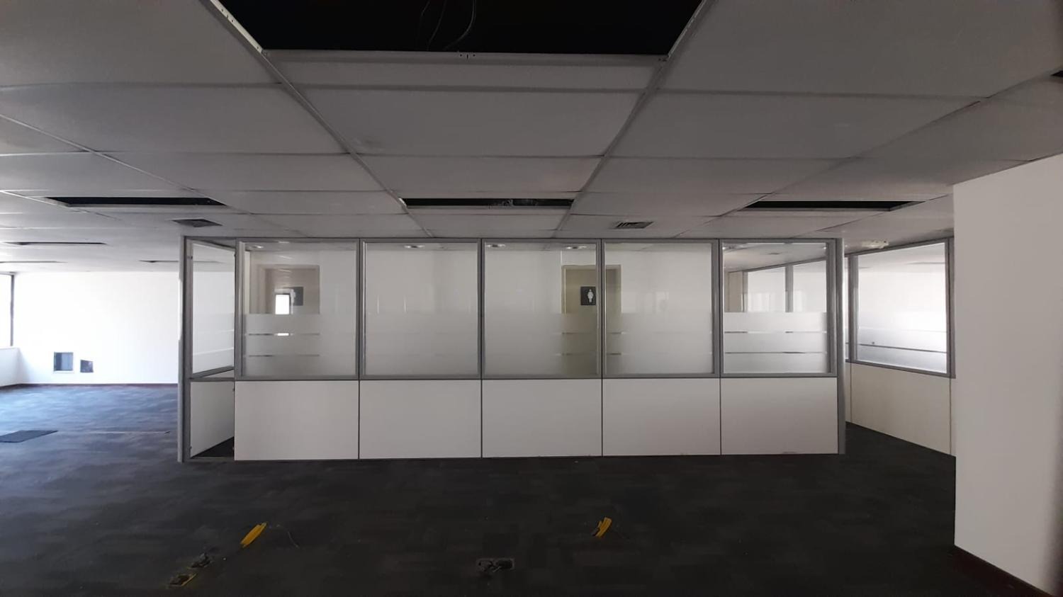 Imagem Imóvel Comercial à Venda ou Locação, 1 m²em Centro - Campinas Imagem Imóvel Comercial à Venda ou Locação, 1 m²em Centro - Campinas