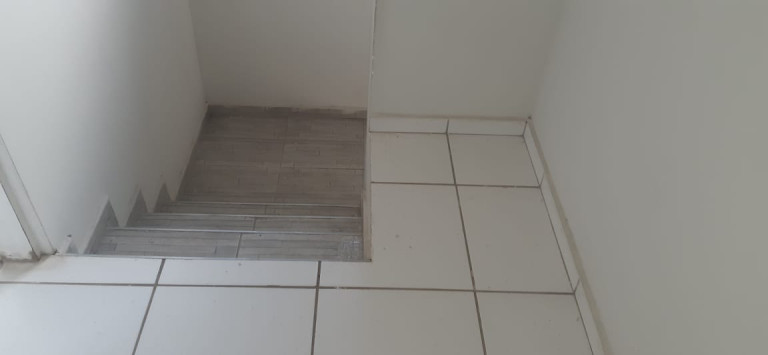 Imagem Sobrado com 2 Quartos para Alugar, 90 m²em Taboão - São Roque