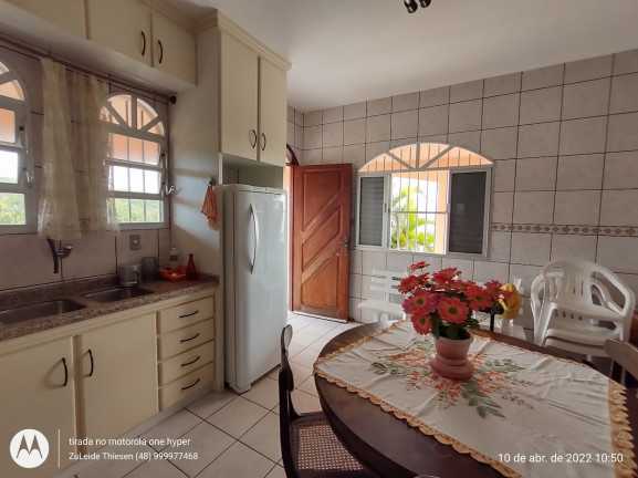 Imagem Chácara com 3 Quartos à Venda, 9.202 m² em Canto dos Ganchos - Governador Celso Ramos