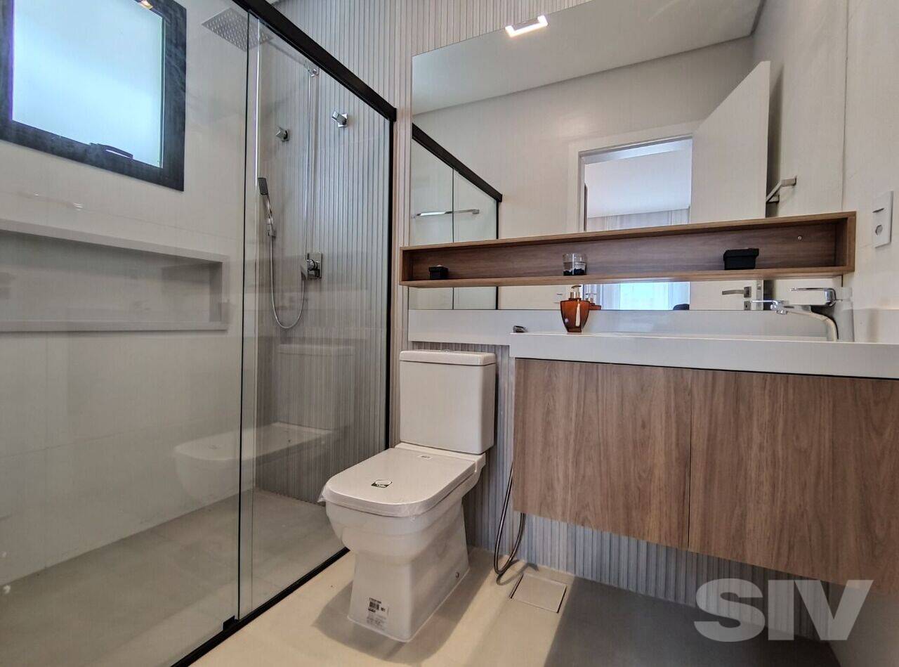 Imagem Sobrado com 5 Quartos à Venda, 370 m²em Riviera de São Lourenço - BERTIOGA