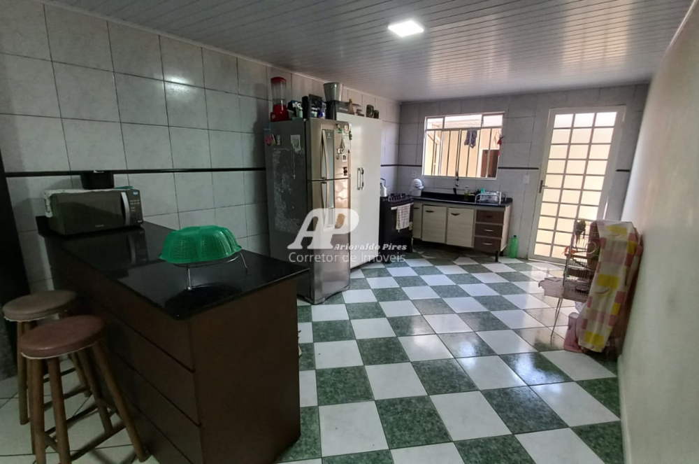 Imagem Casa com 5 Quartos à Venda, 214 m²em Contorno - Ponta Grossa