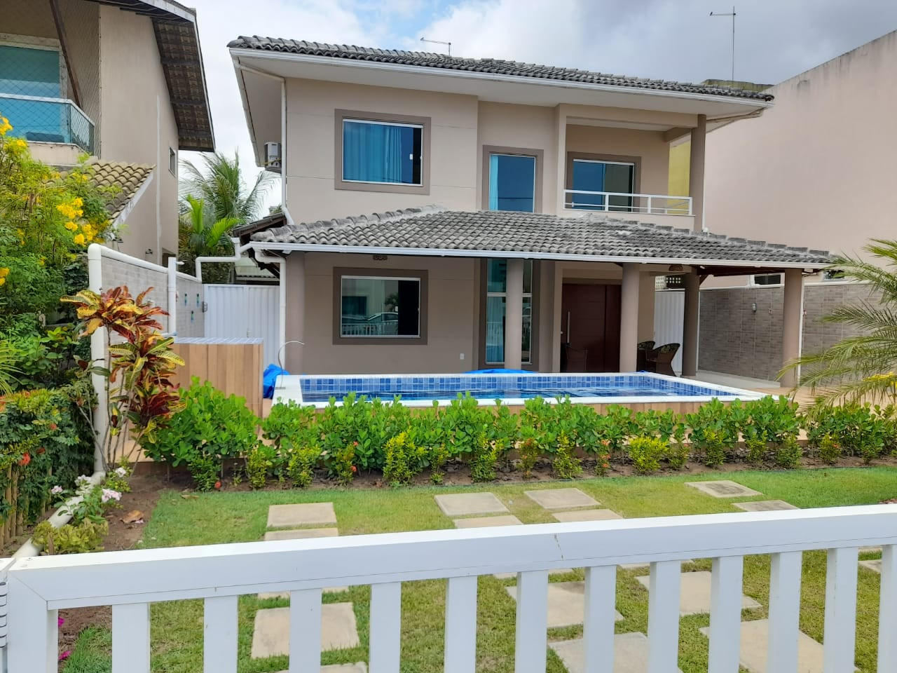 Imagem Casa de Condomínio com 4 Quartos à Venda, 139 m² em Parque das Dunas (Abrantes) - Camaçari