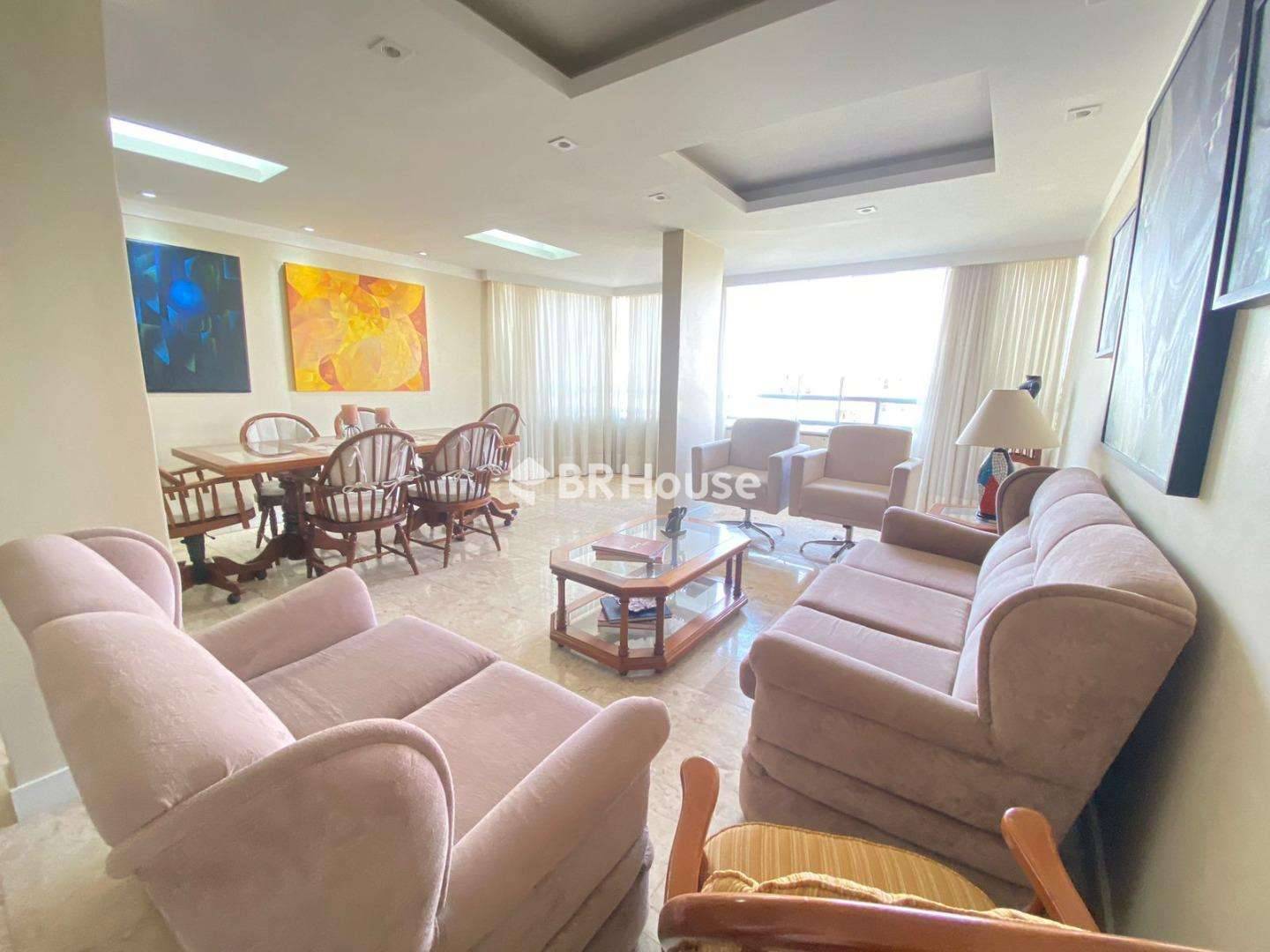 Imagem Cobertura com 3 Quartos à Venda, 222 m² em Asa Norte - Brasília