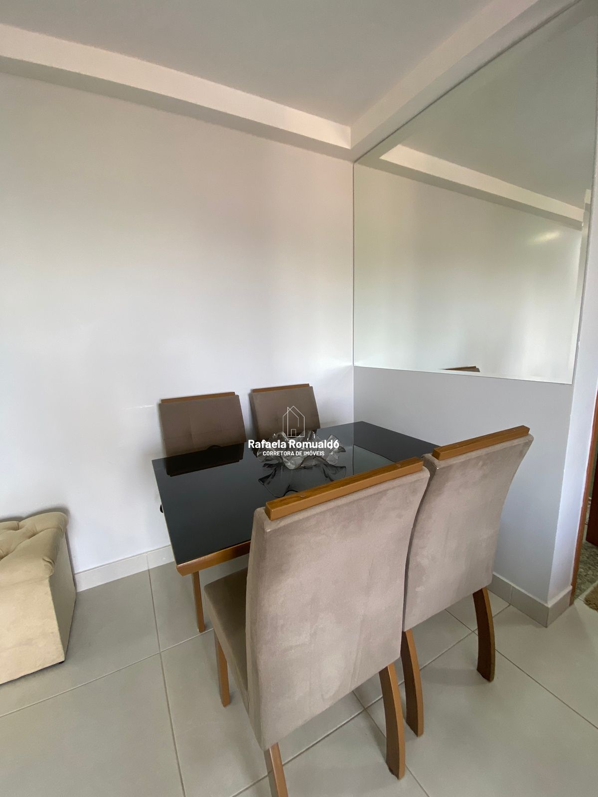Imagem Apartamento com 2 Quartos à Venda, 61 m²em Vila Rosa - Goiânia