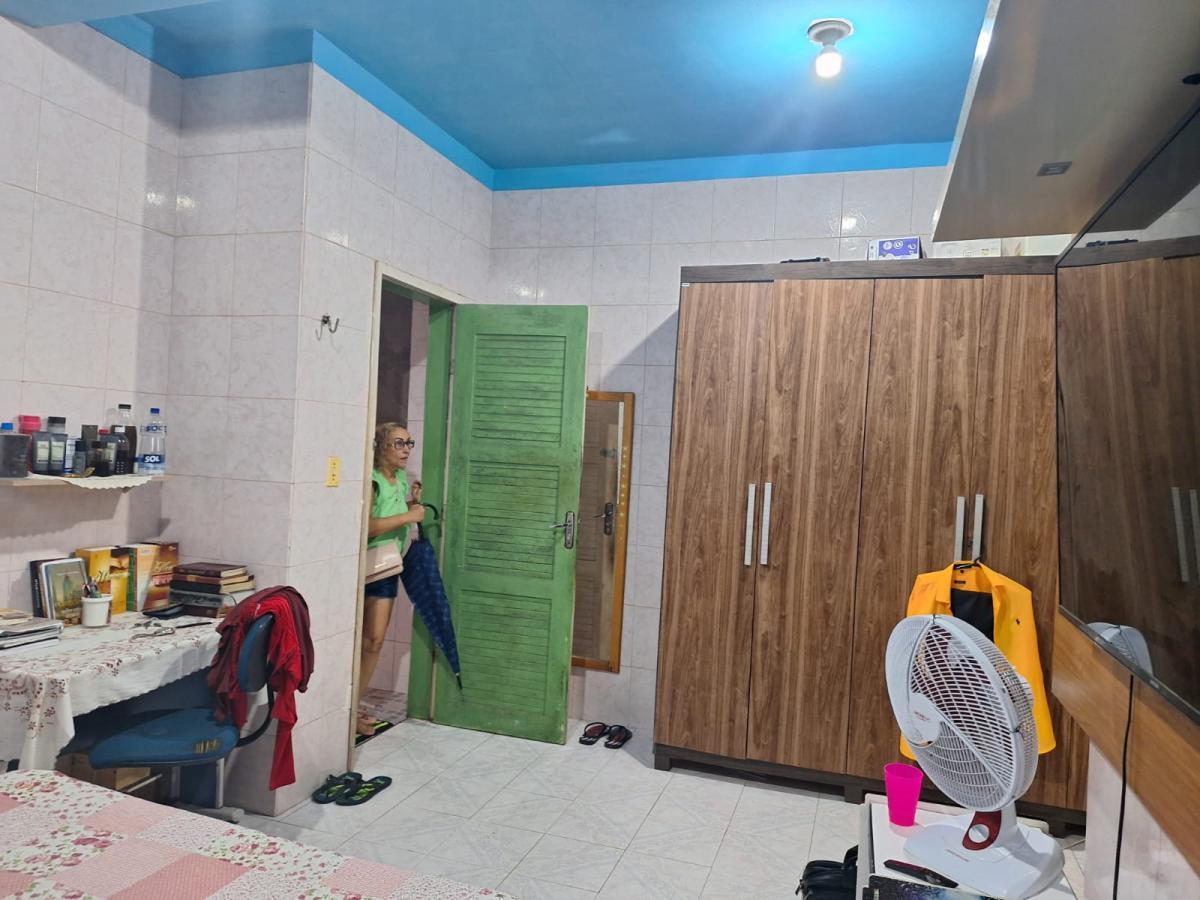 Imagem Casa com 4 Quartos à Venda, 200 m²em Guamá - Belém